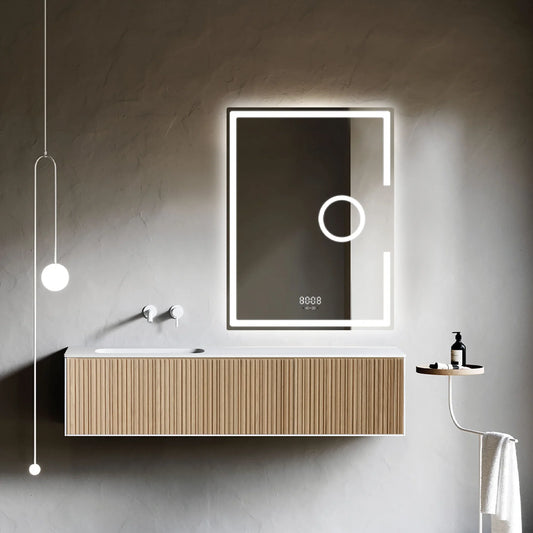 Oglinda LED 60×80 cm cu Lupa Cosmetica, Senzor Miscare Premium – 3 Tipuri de Lumina, Dimabila, Ceas & Temperatura, Dezaburire