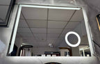 Oglinda LED 80×60 cm Dreptunghiulara, Senzor Miscare Premium, 3 Tipuri de Lumina, Dimabila, Ceas & Temperatura, Dezaburire