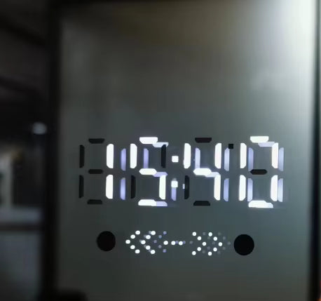 Oglinda LED 80×60 cm Dreptunghiulara, Senzor Miscare Premium, 3 Tipuri de Lumina, Dimabila, Ceas & Temperatura, Dezaburire, cu Rama Aurie